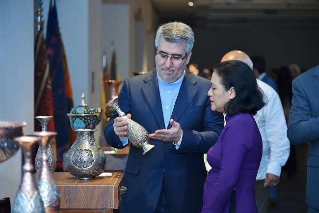 Exhibition Introduces Iranian Cultural Legacies to Vietnamese People