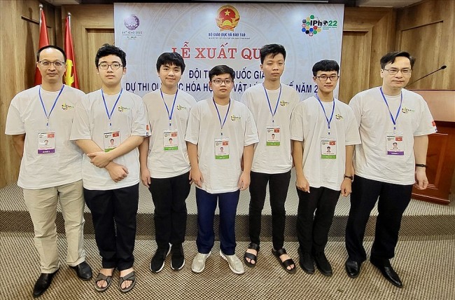 Vietnamese 10th Grader Wins Gold Medal at the International Physics Olympiad