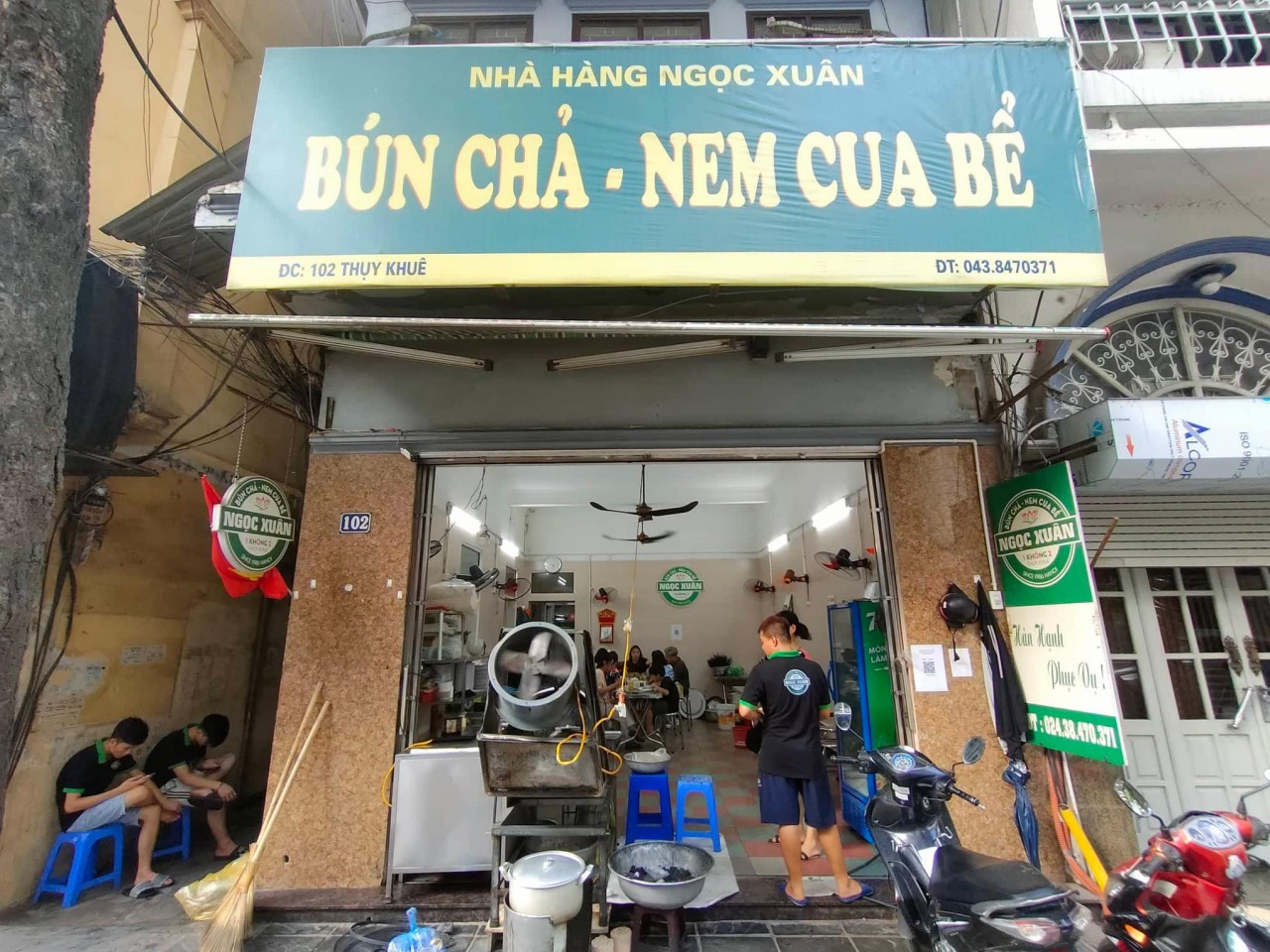 The Hunt for the Perfect Bun Cha