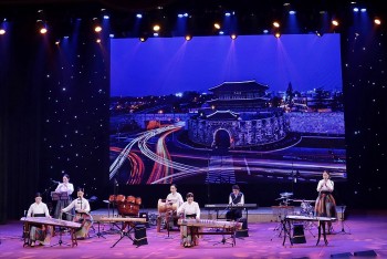 Music Exchange Between Blind Artists from Vietnam and South Korean