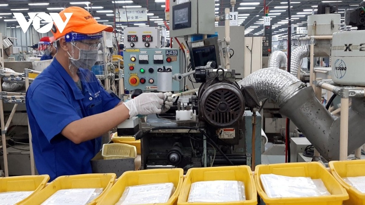 vietnam news today nov 9 vietnam maintains impressive growth despite global gloomy outlook