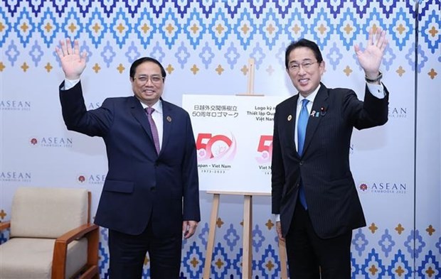 vietnam news today nov 14 vietnamese japanese pms agree to boost bilateral ties in all fields