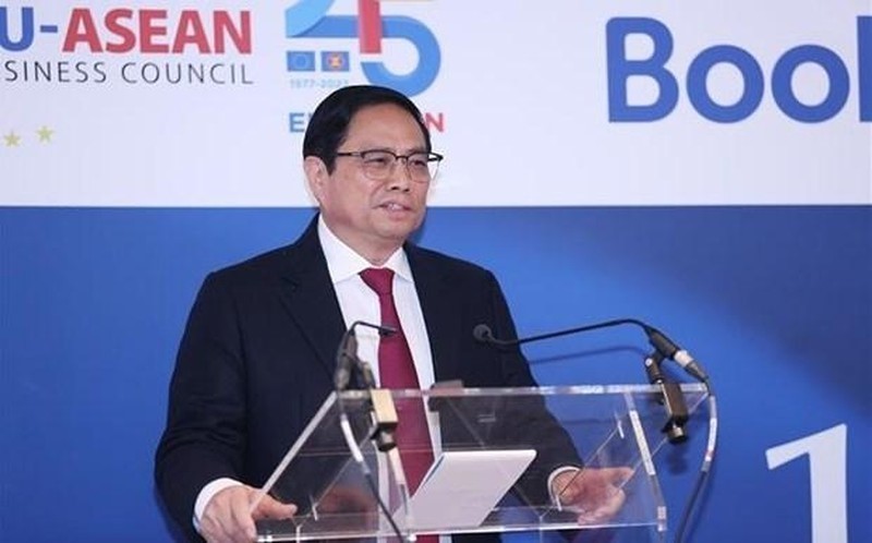 pm attends 10th asean eu business summit in brussels