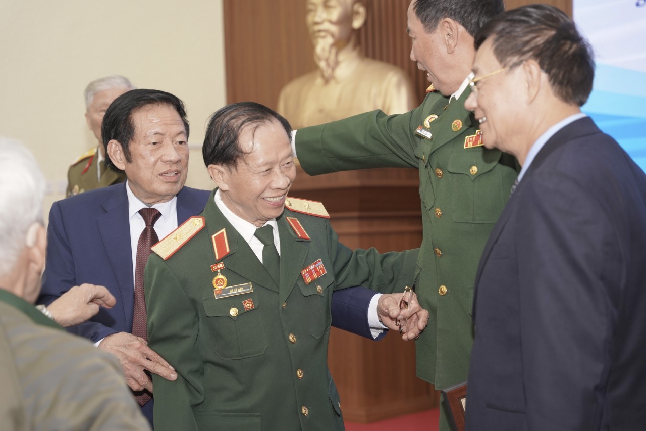 kỷ vật kể chuyện kỷ vật kể chuyện