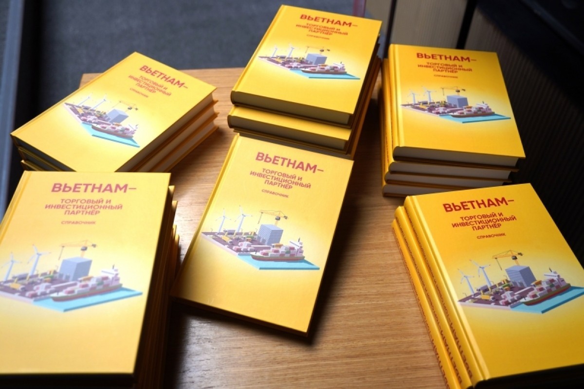 Launching Reference Book to Promote Trade between Vietnam, Russia