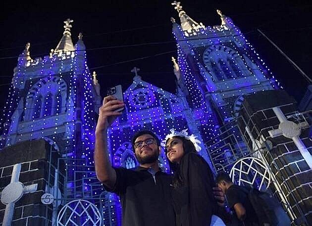 Pomp and Grandeur Return to Christmas Celebrations across India After Covid Gap Pomp and Grandeur Return to Christmas Celebrations across India After Covid Gap