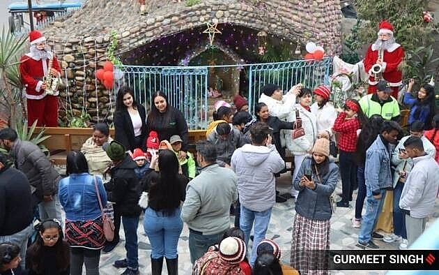 Pomp and Grandeur Return to Christmas Celebrations across India After Covid Gap Pomp and Grandeur Return to Christmas Celebrations across India After Covid Gap