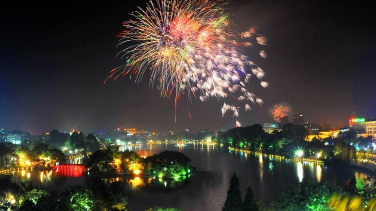 Vietnam News Today (Dec. 31): Hanoi to Set Off Fireworks at Six Venues on New Year’s Eve