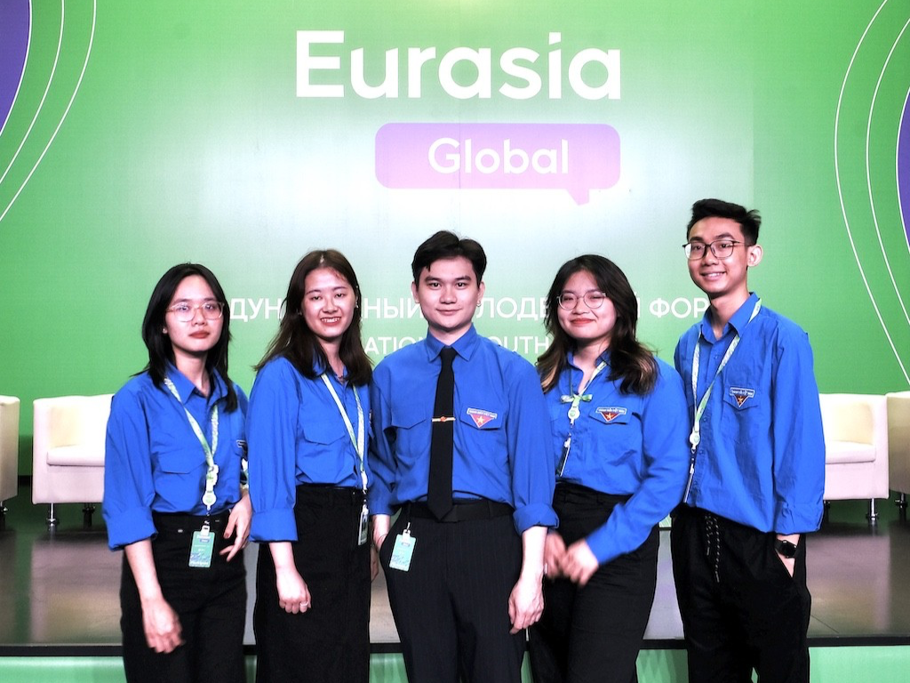 "Cultural Ambassadors": "Captivate" international friends with traditional culture "Cultural Ambassadors": "Captivate" international friends with traditional culture