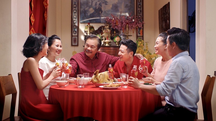 Tet is Coming, What Young People Choose to Gift their Family?