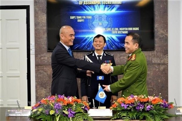 vietnams police officer serves as director at asean national police secretariat