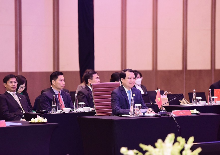 Vietnam Attends Meeting of ASEAN National Tourism Organisations