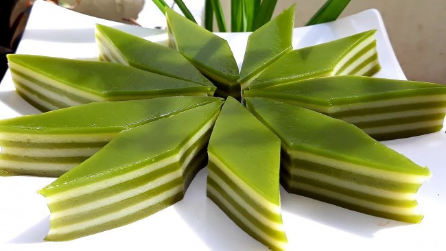 Vietnamese Banana Cake And Steamed Tapioca Layer Cake Voted Among 100 Best Cakes In The World