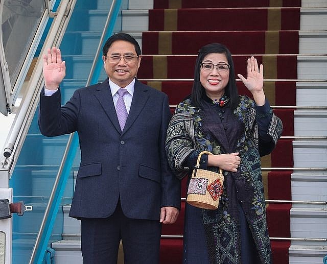 Prime Minister Leaves for Official Visits to Singapore, Brunei