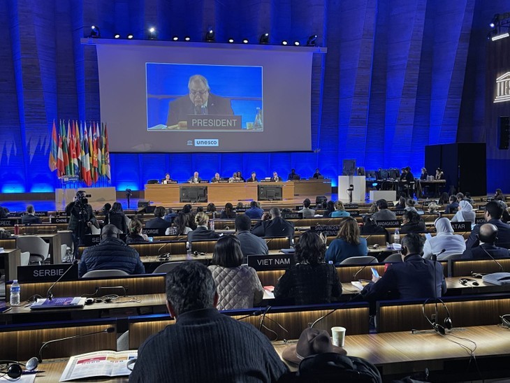  A session of the UNESCO Intergovernmental Committee of the 2005 Convention for the Protection and Promotion of the Diversity of Cultural Expressions on February 10, 2023. Photo: VNA