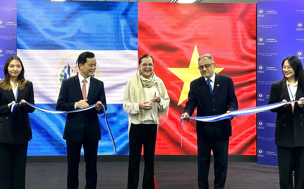 El Salvadoran Embassy Officially Opens in Hanoi, First in Southeast Asia