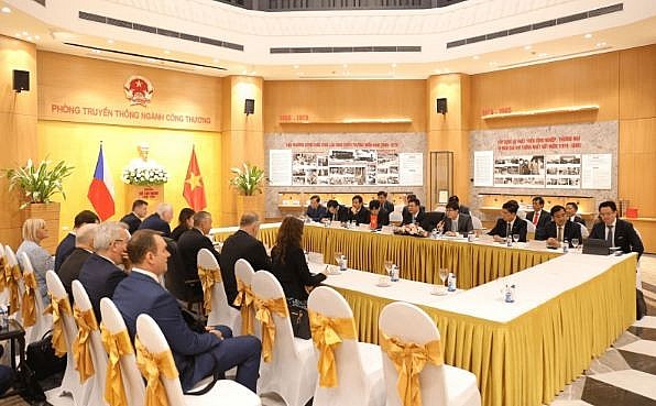 Vietnam, Czech Benefited from Stronger Economic Cooperation