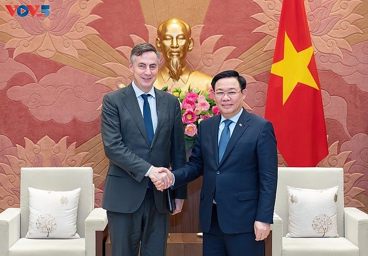 National Assembly Chairman Vuong Dinh Hue receives Chair of the European Parliament (EP)’s Committee on Foreign Affairs David McAllister in Hanoi on February 23, 2023