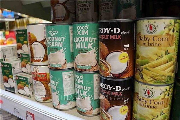 Cocoxim fresh coconut milk of Ben Tre Import-Export Joint Stock Company (Betrimex) is among Vietnamese products that are welcomed much in Belgium. (Photo: VNA)