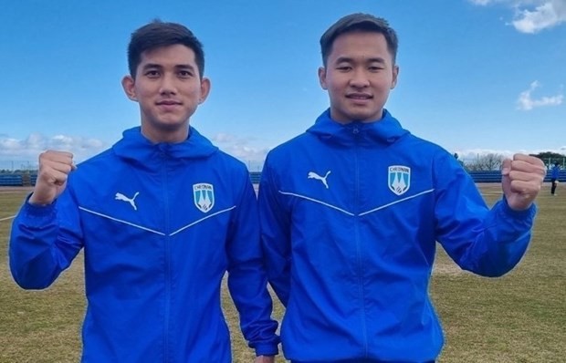 Two young football talents from Hoang Anh Gia Lai (HAGL) FC - striker Vu Minh Hieu and defender Nguyen Canh Anh - will officially debut in the Republic of Korea (RoK) on March 1 during a game at Cheonan Stadium in the blue jersey of Cheonan City FC. Source: Naver Sports