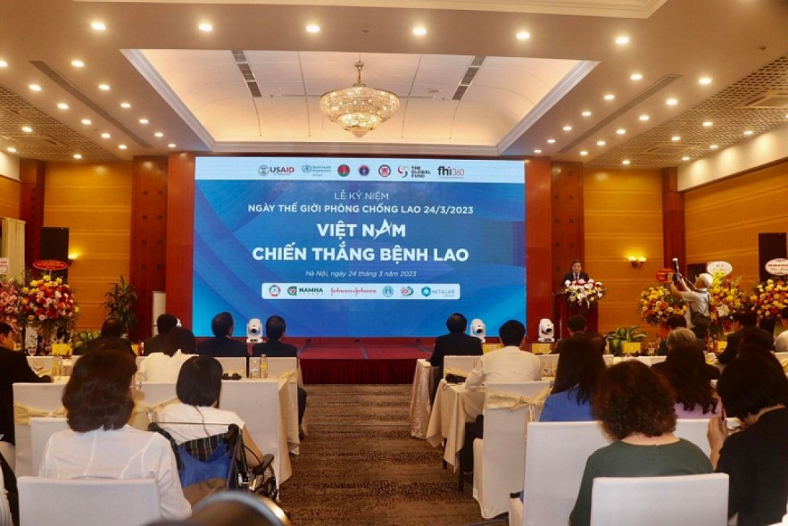 Delegates participate at a ceremony in Hanoi on March 24 to mark World Tuberculosis Day. (Photo: Cand.com.vn)