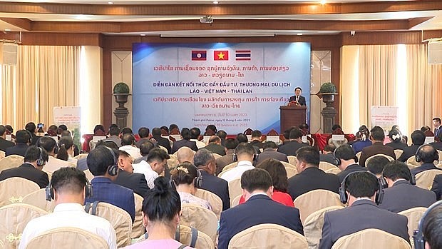 Vietnam News Today (Apr. 11): Vietnamese, Lao, Thai Localities Foster Trade Ties