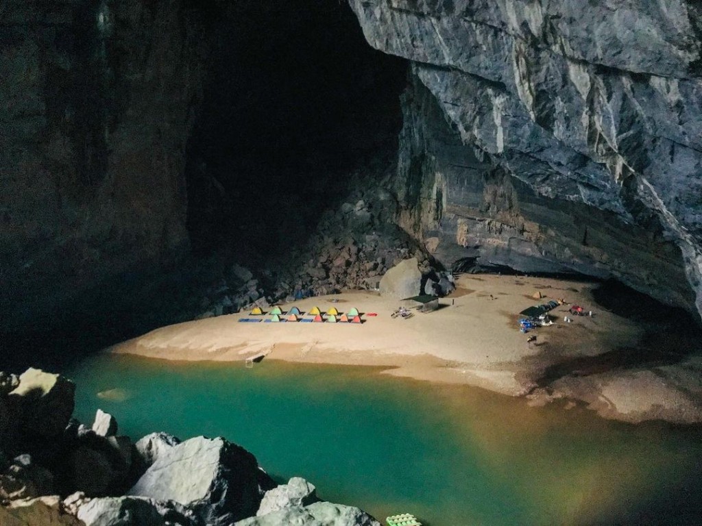Explore The Most Wonderful Caves Of Phong Nha – Ke Bang National Park