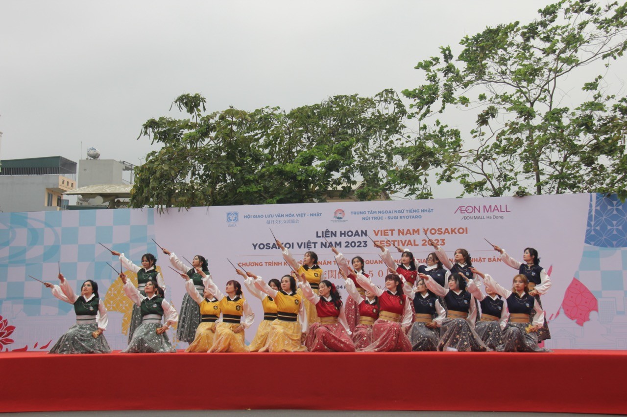 [Photos] First Yosakoi Festival in Vietnam Celebrated in Hanoi