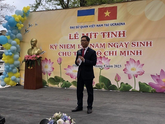 Vietnamese Community In Odesa And Ukraine Celebrates President Ho’s Birthday