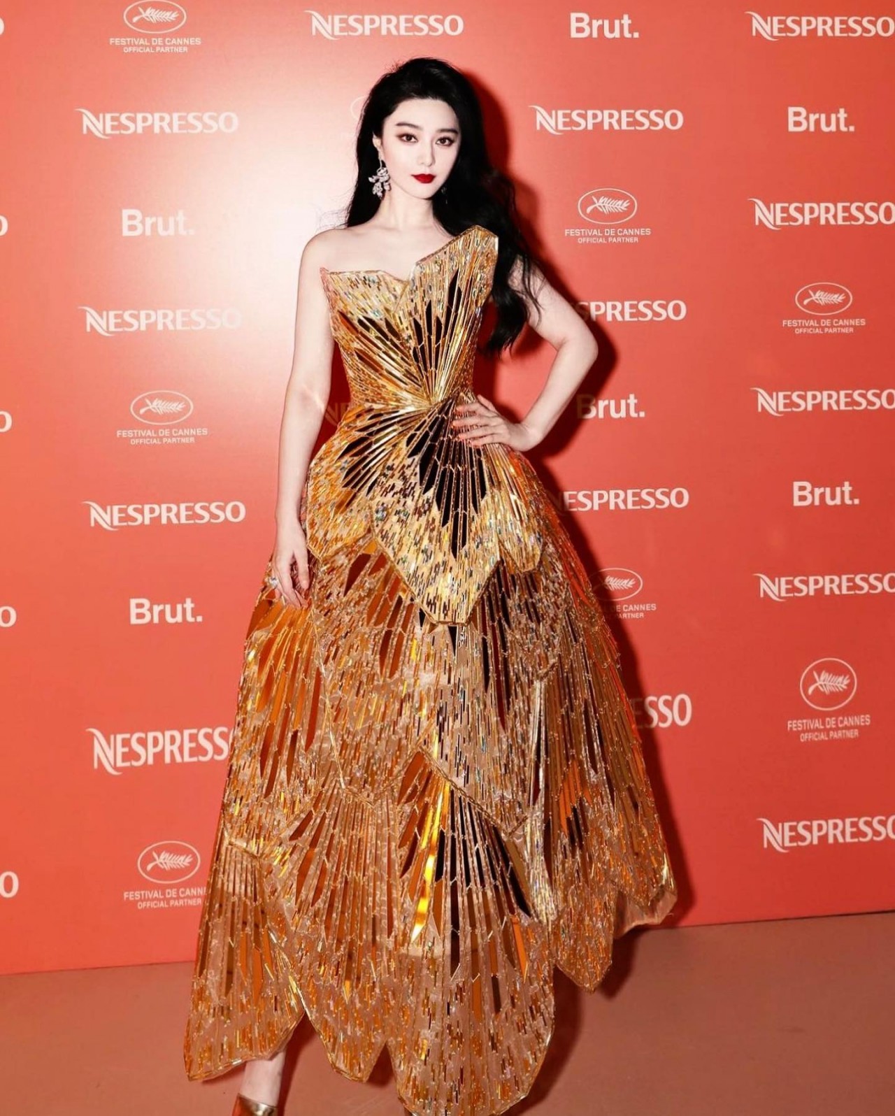 Fan Bingbing is dressed in a brand-new design from Chung Thanh Phong’S CTP No.02 collection. Photo courtesy of the designer