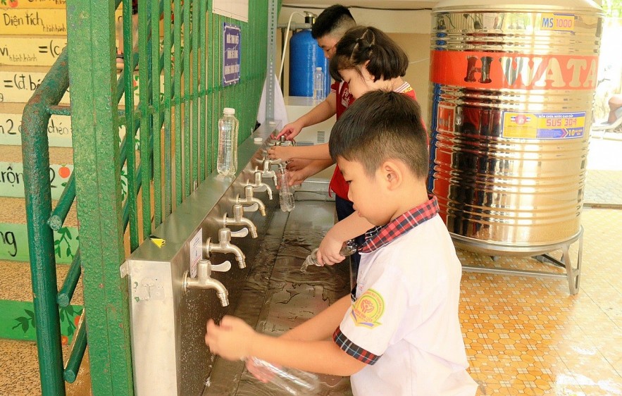 Ho Chi Minh City: Clean Water Systems and Medical Checkup Sponsored for Needy Children