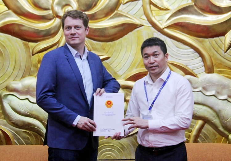 Representative of German NGO Wants to Continue Friendship with Vietnam