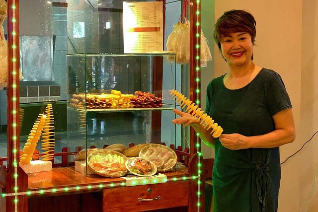 vietnamese street food aesthetic becomes a hit in us
