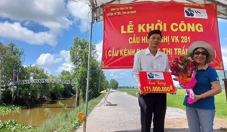 Another Vietnamese Expats-Funded Bridge Started Construction