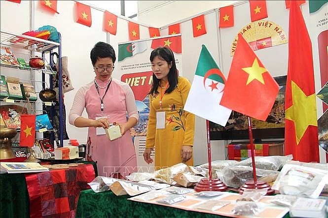 Vietnamese Goods Highly Valued at 2023 Algiers International Fair