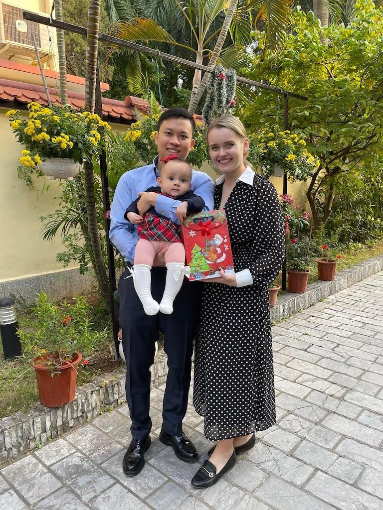 Cross-border Romances: When Love Knows No Distance