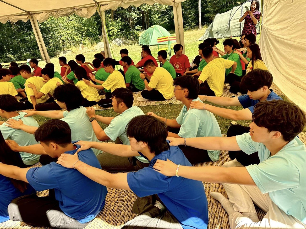 OVs Hold "Returning to the Roots" Summer Camp in Czech Republic
