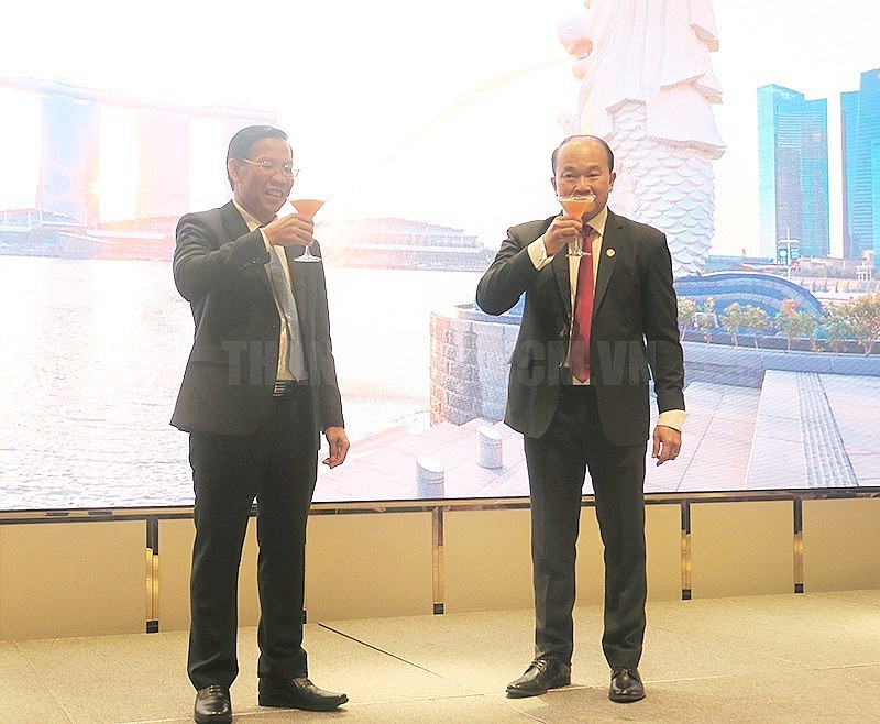 Ho Chi Minh City Expands Cooperation Program With Singapore