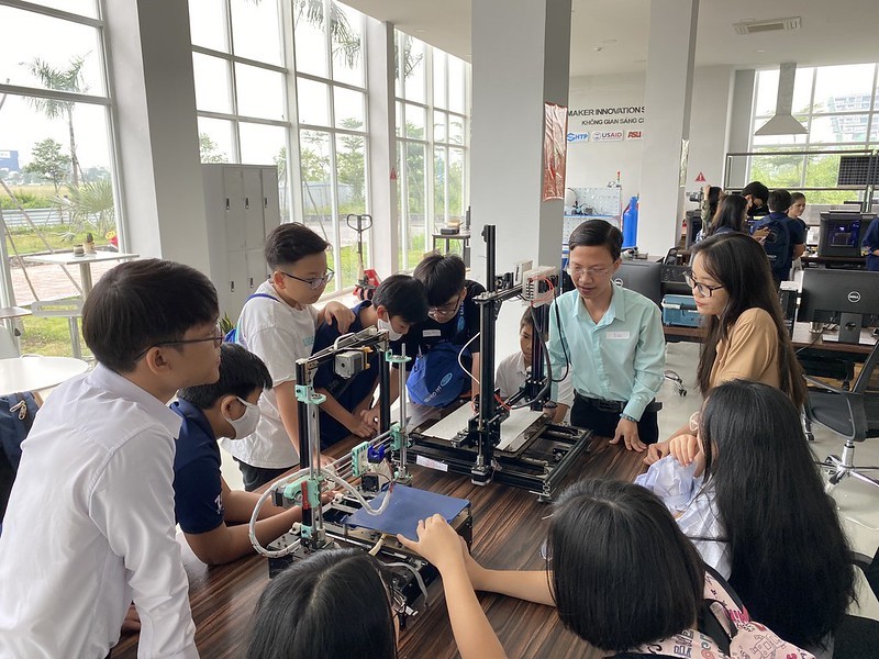 us vietnam celebrate advances to higher education in stem fields
