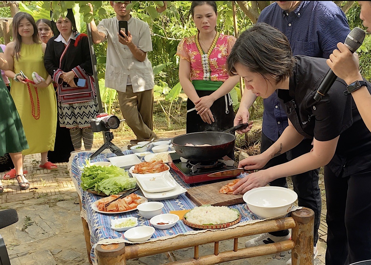 Agritage Vietnam Hosts Empowering Talk With "Blind Chef" Christine Ha
