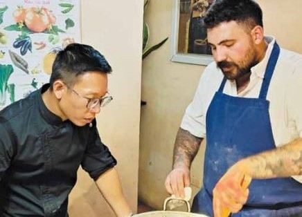 Pita Bread with a Vietnamese Twist