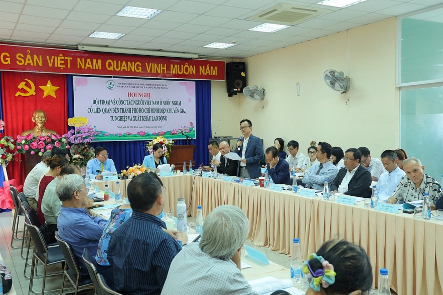 Establishing Effective Communication Channels to Protect Workers