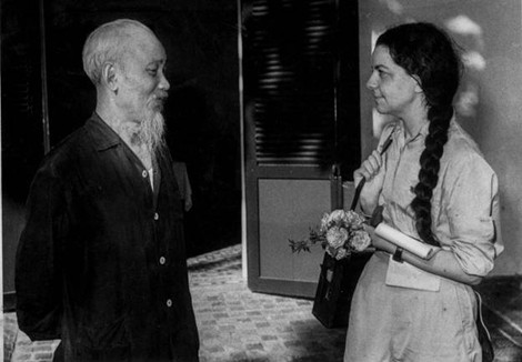 Vietnam's Ambassador Visits Former Journalist, French Resistance Heroine Madeleine Riffaud