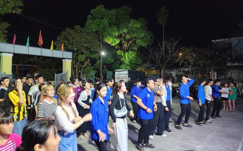 cultural exchange activities connect japanese and vietnamese youth