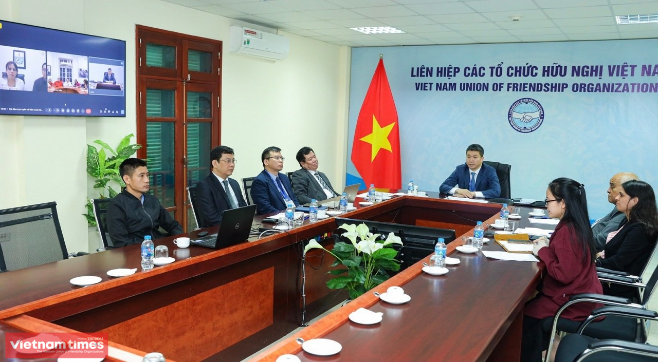 continue to cooperate to promote people to people exchanges between vietnam and cuba