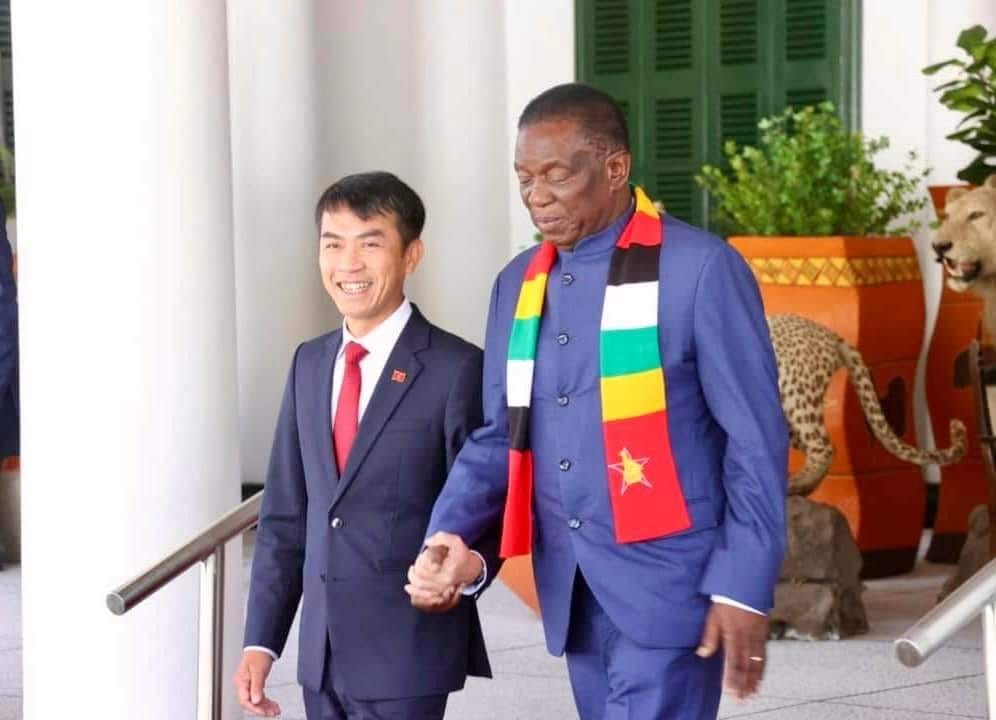 zimbabwean president wants to bolster collaboration with vietnam