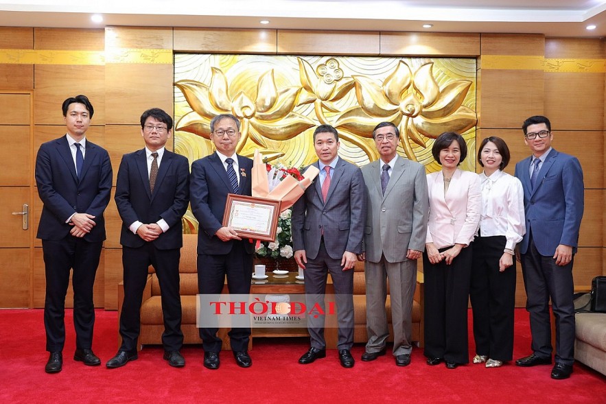 'I will Continue to Contribute to the Peoples' Friendship and Cooperation between Vietnam and Japan'