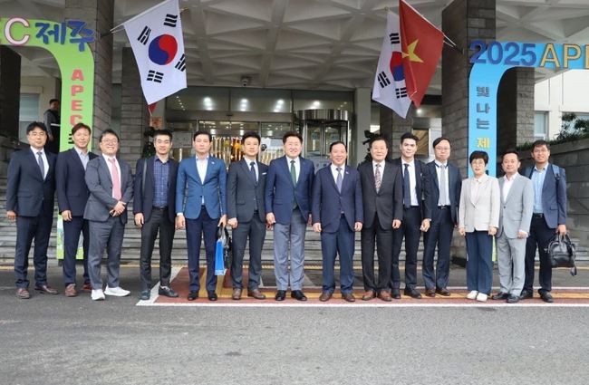 Long An's Industrial Parks Seek Opportunitis with Korean Investors