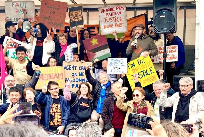 overseas vietnamese french people take to the streets in support of tran to ngas agent orange lawsuit
