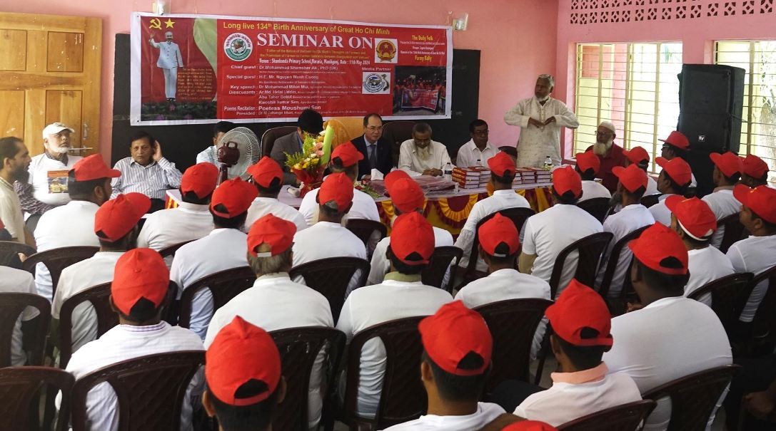 At the Seminar 'Ho Chi Minh's thoughts on the peasantry and promoting exchanges between Bangladeshi and Vietnamese farmers
